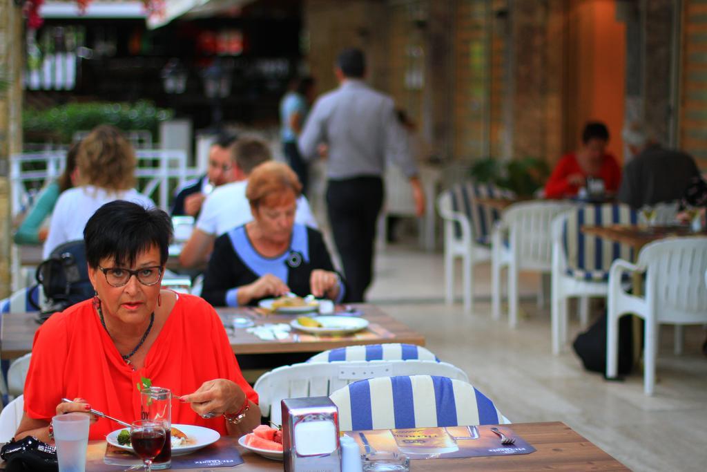 Myra Hotel Marmaris Bagian luar foto